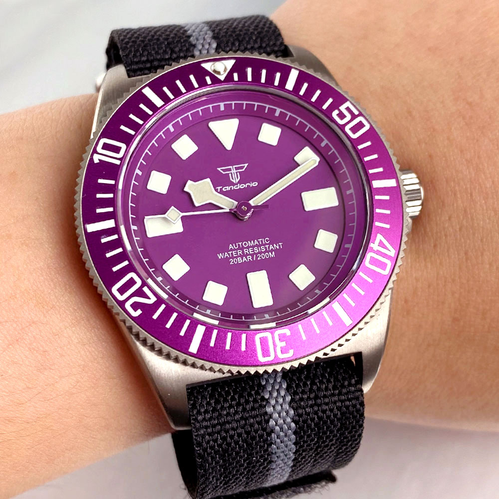 Titanium Tandorio Purple 42mm  - đánh giá và giá Vintage Collectible Watches