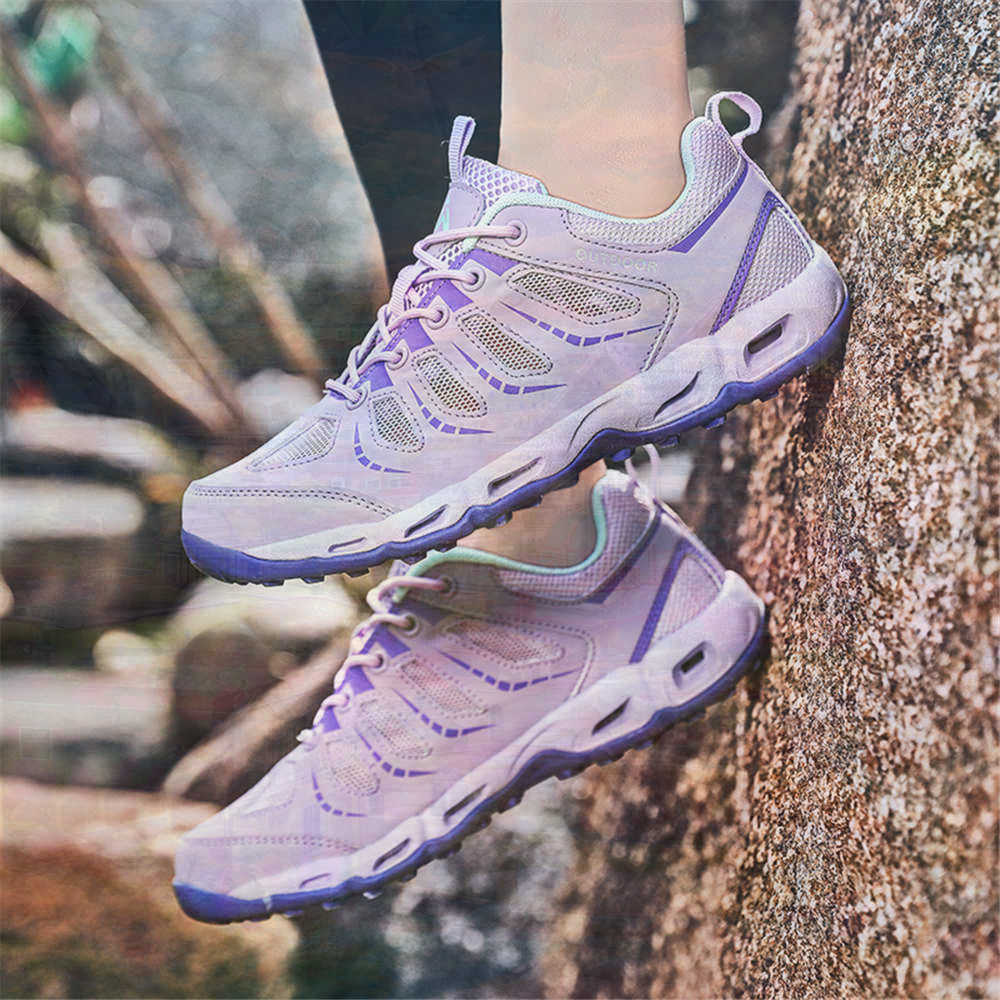 Sumer Round Tip Silver Sneaker - đánh giá và giá Best Vintage Collectible Items