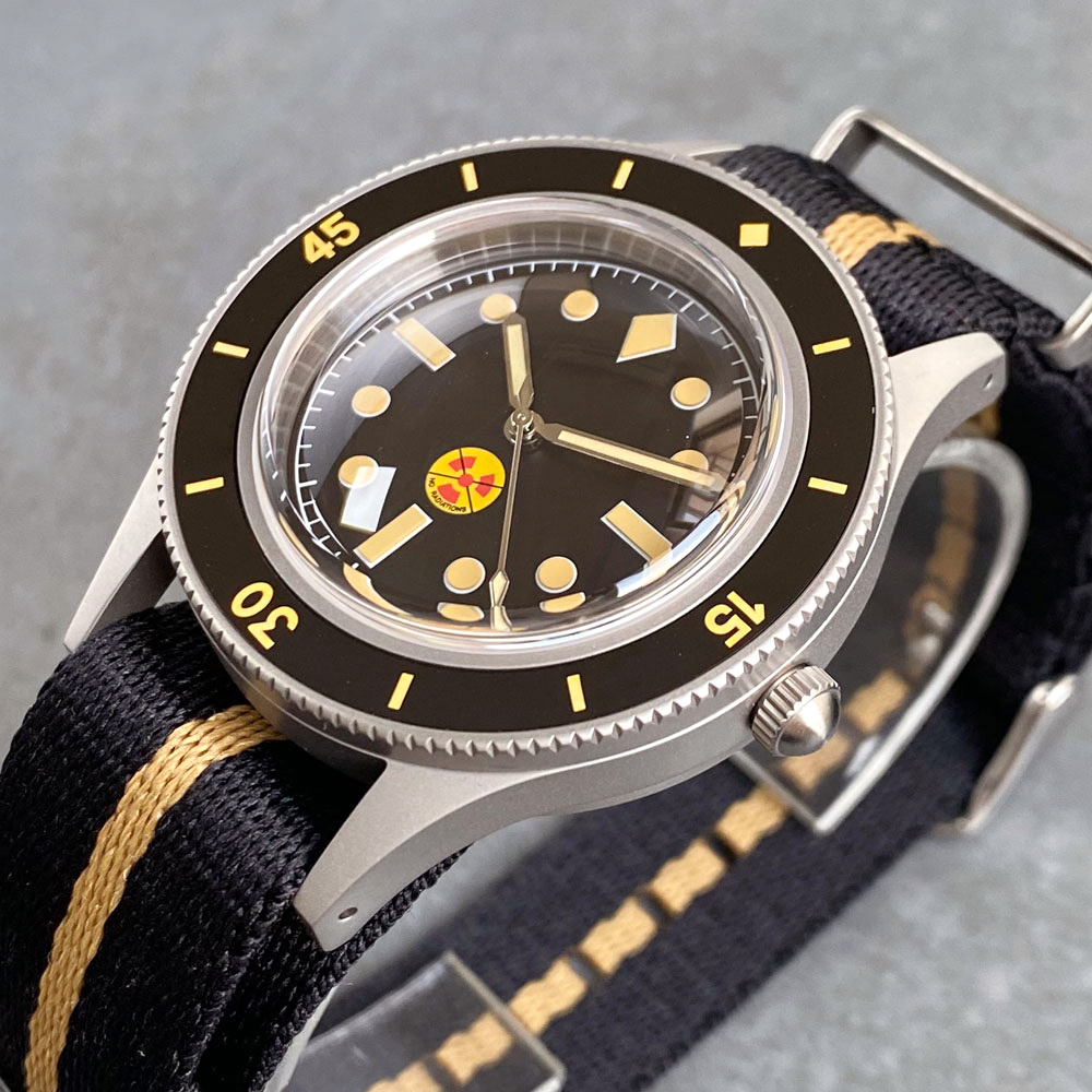 Super C3 Lume Bezel Mark Vinta - đánh giá và giá Vintage Collectible Watches