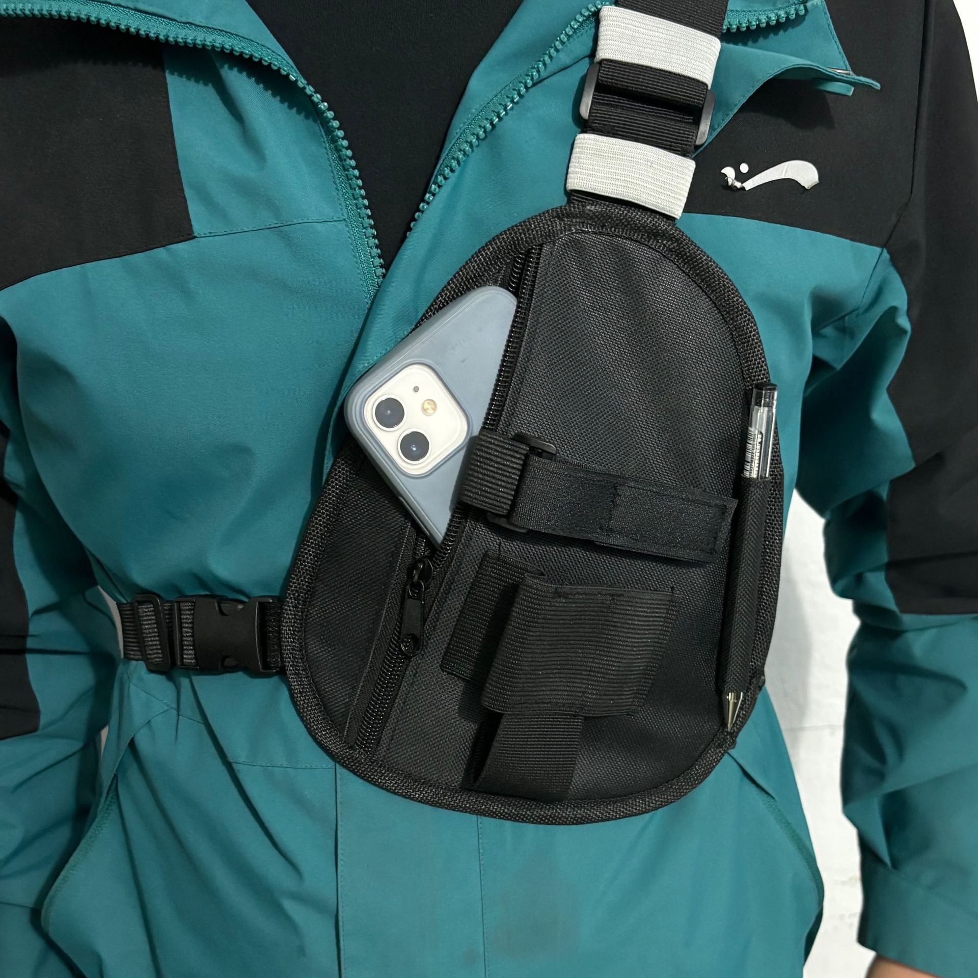 Multifunctional chest belt wal - đánh giá và giá Cassette Walkman Belt